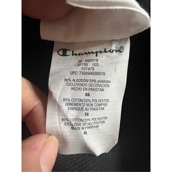 Champion Sweatshirt - Picture 6 of 6